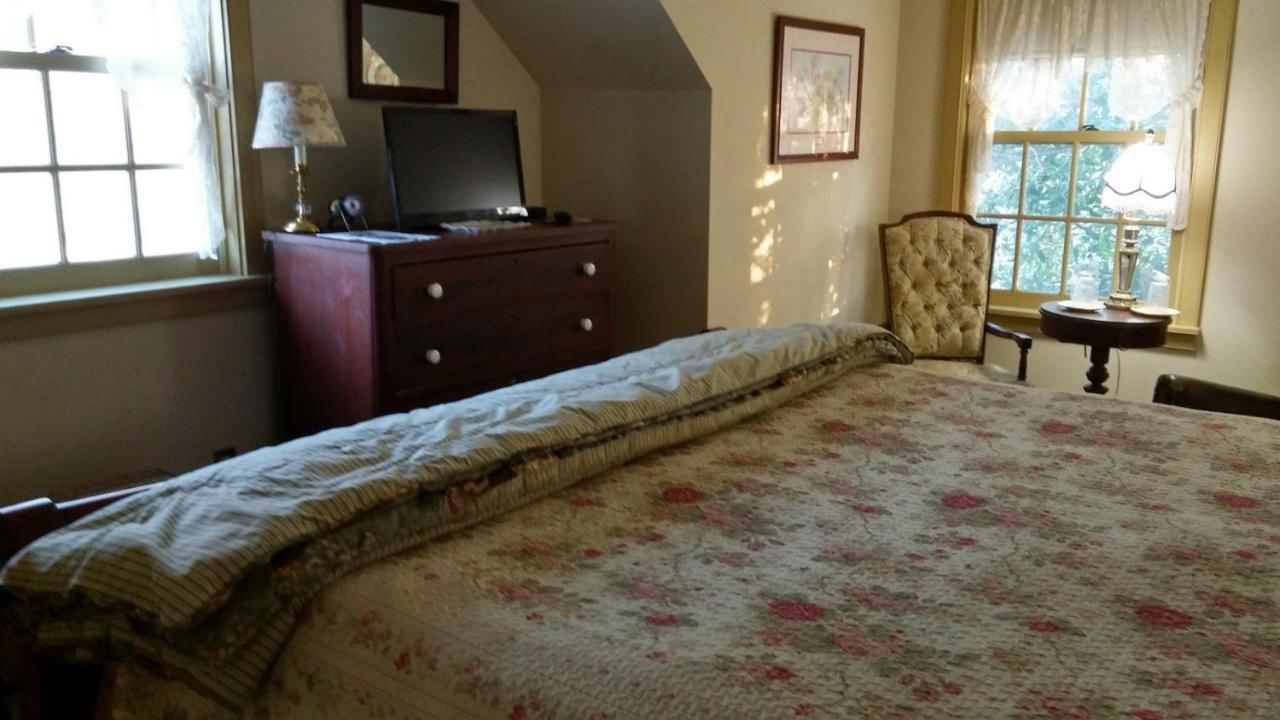 1732 Folke Stone Bed And Breakfast West Chester Εξωτερικό φωτογραφία